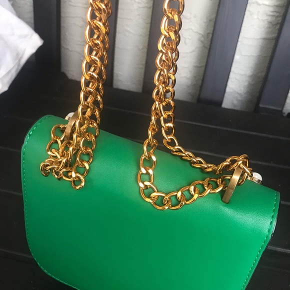 Bumblebee Shoulder Purse - Picture 4 of 6